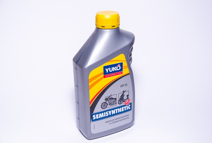 Моторне масло YUKO Semisynthetic 10w40 4T SL JASO 1л